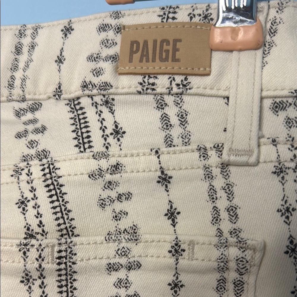 PAIGE Cream and Black Ankle Jeans - Picture 6 of 9